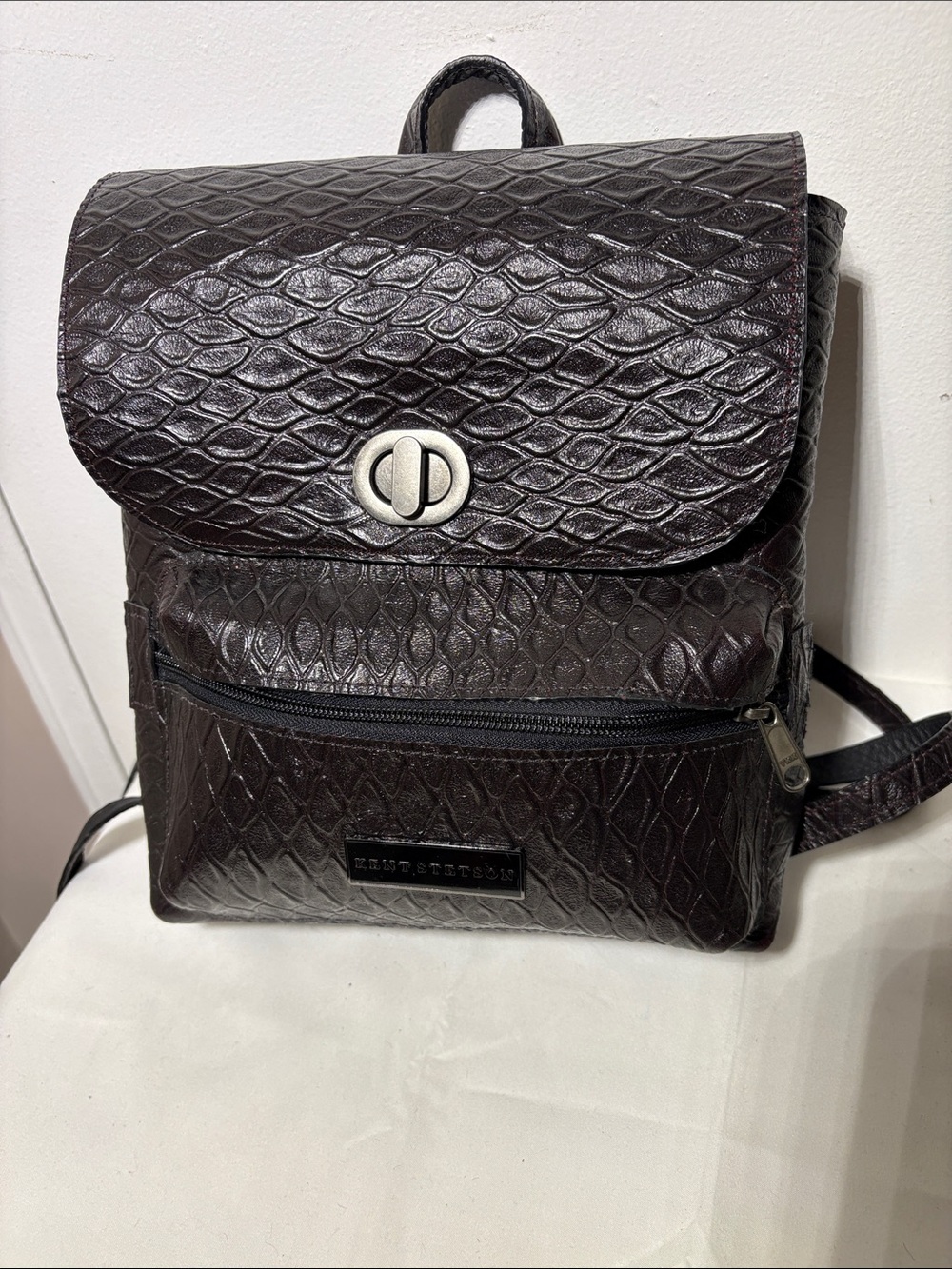 KENT STETSON Textured Small Everyday Leather Backpack